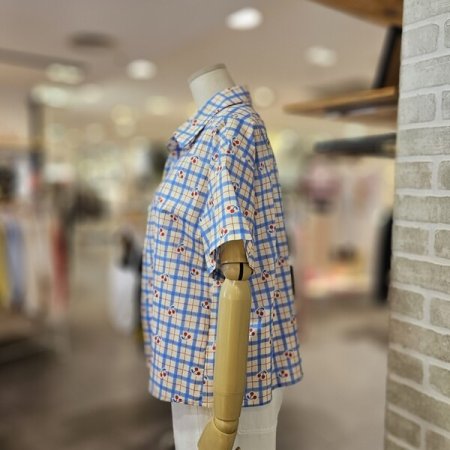 체리 패턴 반팔 남방