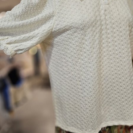 비즈 카라 블라우스