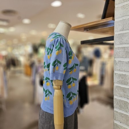 열매 자카드 니트