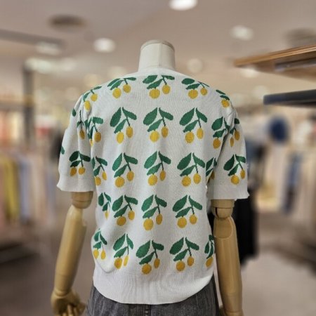 열매 자카드 니트