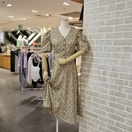 퍼프 소매 잔꽃 원피스