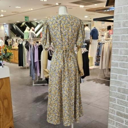 퍼프 소매 잔꽃 원피스