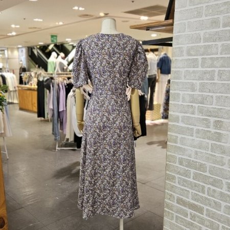 퍼프 소매 잔꽃 원피스