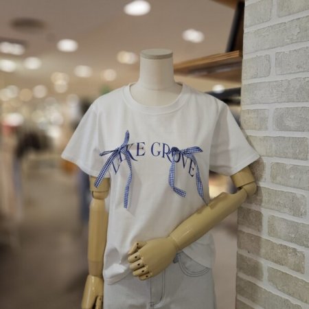 리본 장식 로고 티셔츠