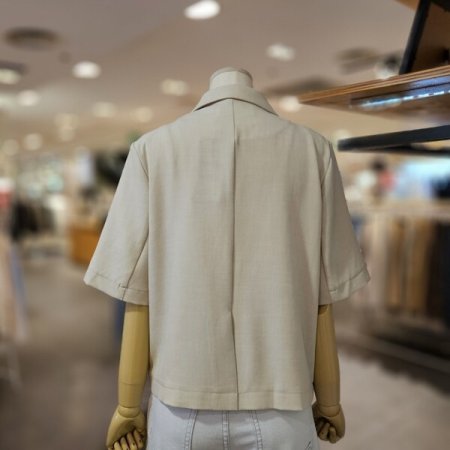 카라 원 버튼 반팔 자켓