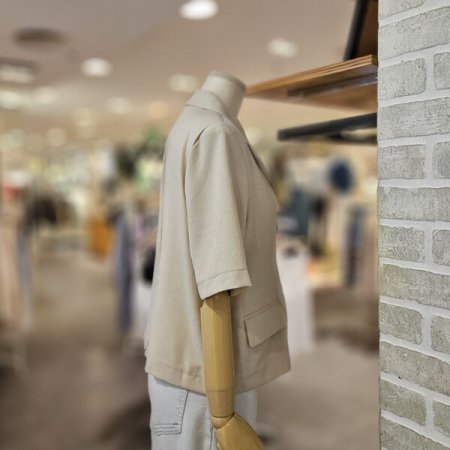 카라 원 버튼 반팔 자켓