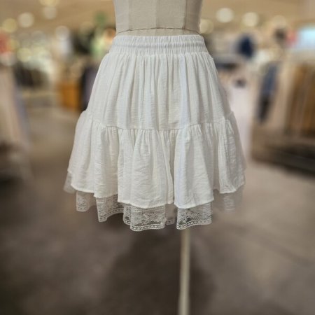 레이스 미니 스커트