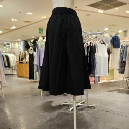 벨티드 트임 치마 바지