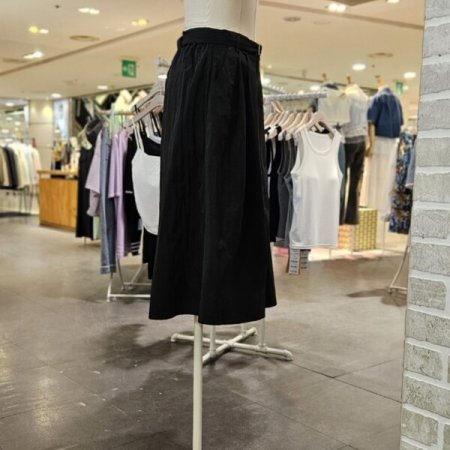 벨티드 트임 치마 바지