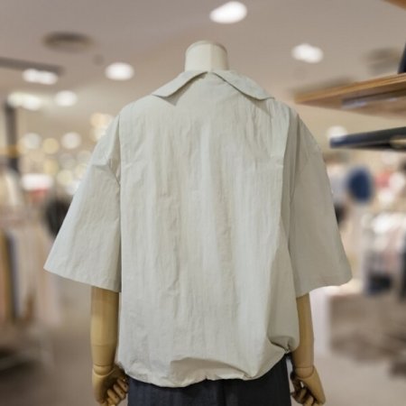 바스락 카라 점퍼