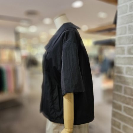 바스락 카라 점퍼