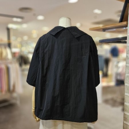 바스락 카라 점퍼