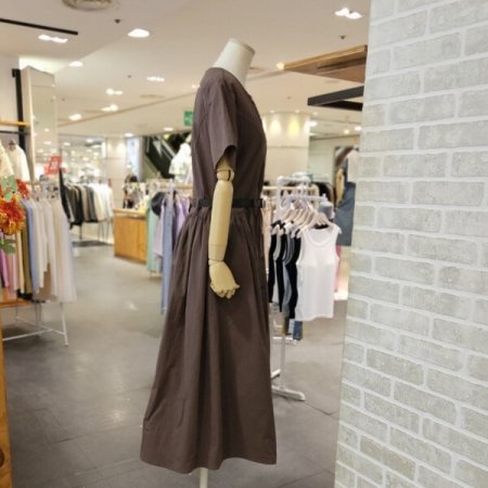 벨티드 오픈 롱 원피스