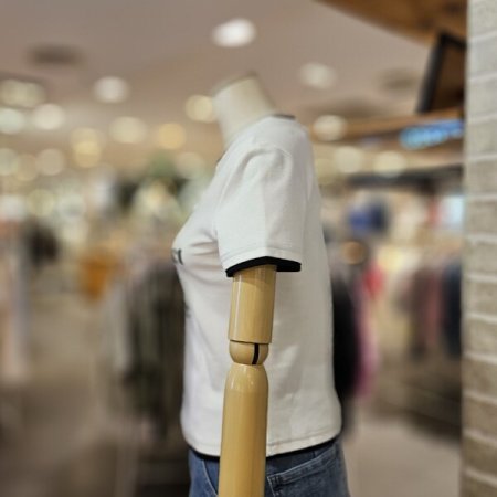 레터링 배색 티셔츠