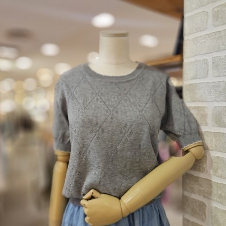 스칼렛 배색 니트