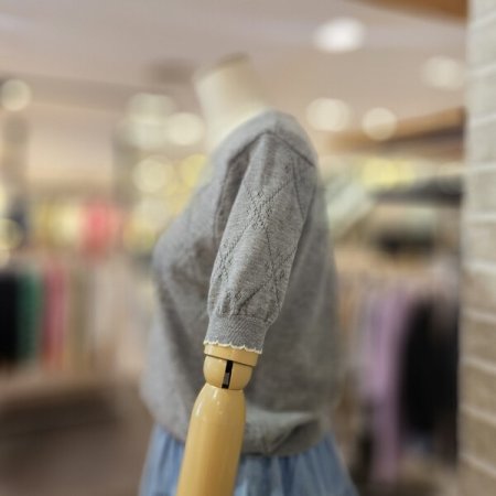 스칼렛 배색 니트