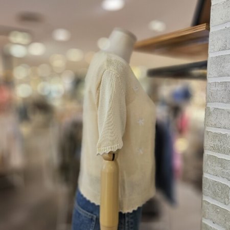 리본 자수 가디건