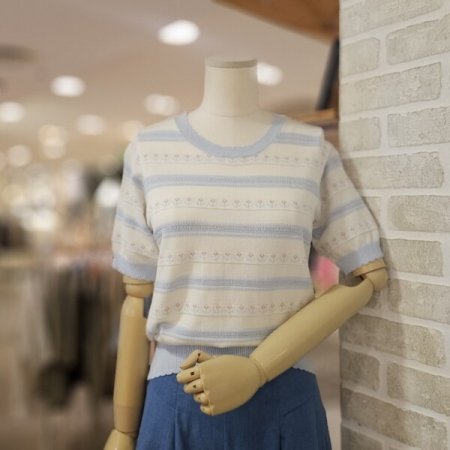 플라워 자카드 니트