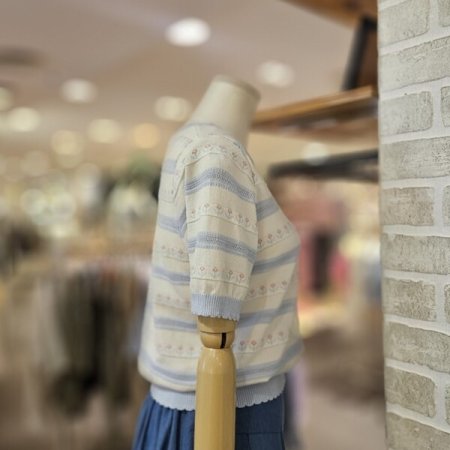 플라워 자카드 니트