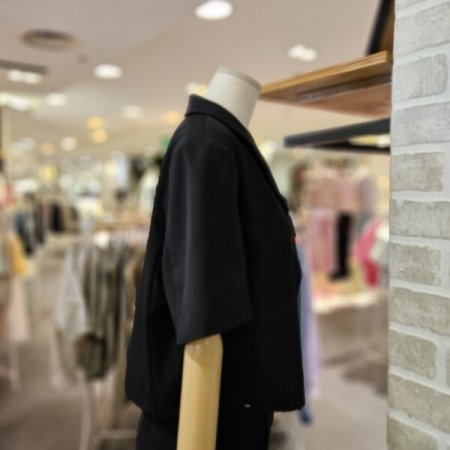 포켓 자수 크롭 자켓