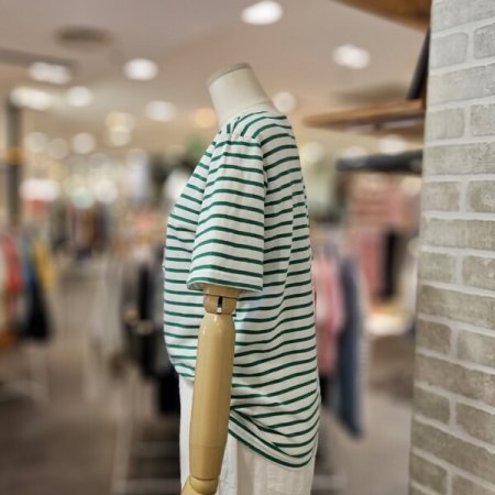 자수 스트라이프 반팔 티셔츠