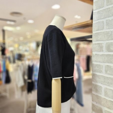 라인 배색 브이넥 가디건