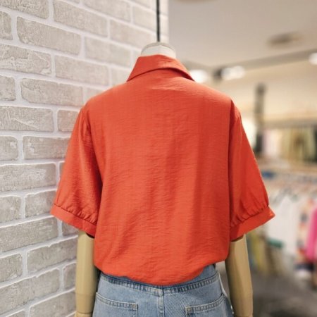 끈 장식 카라 블라우스