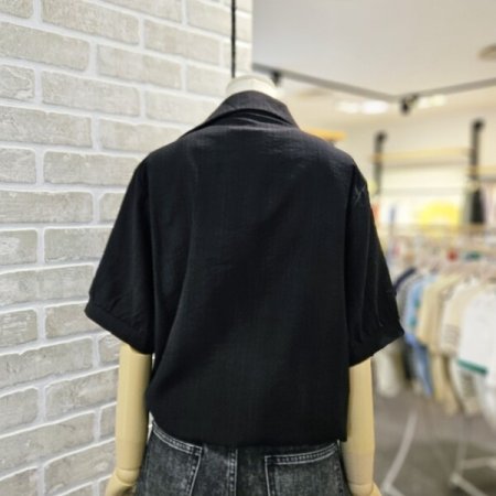 끈 장식 카라 블라우스