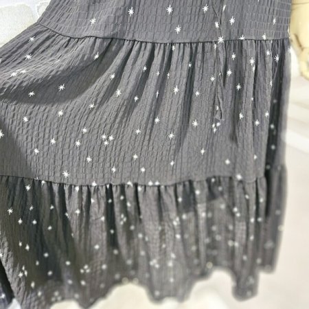 반 오픈 슬리브리스 원피스