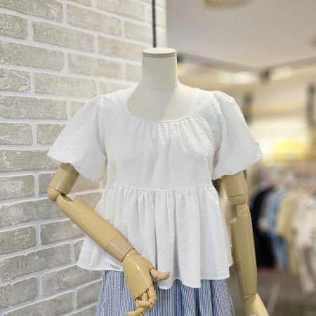 시어서커 끈 장식 블라우스