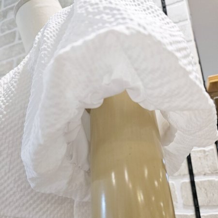 시어서커 끈 장식 블라우스