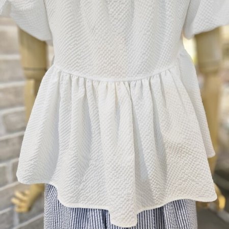 시어서커 끈 장식 블라우스