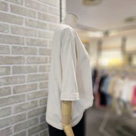 시보리 배색 프린트 티셔츠