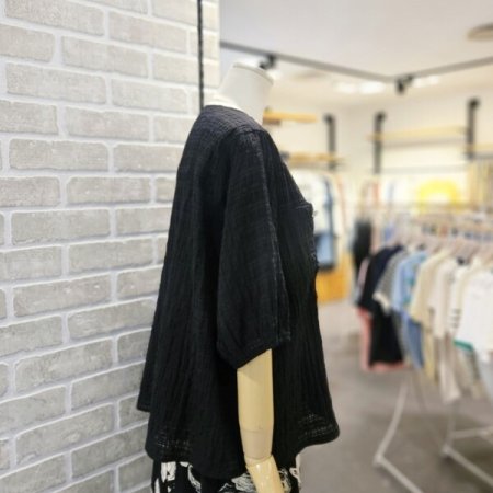 버튼 와플 블라우스