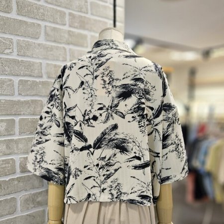 패턴 크롭 블라우스