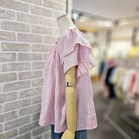 넥 스모킹 자카드 블라우스