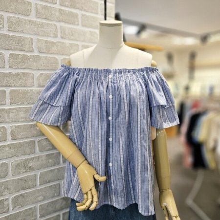 넥 스모킹 자카드 블라우스