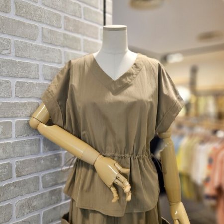 허리 스트링 블라우스