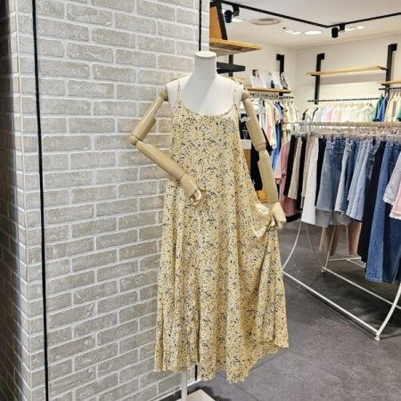 어깨 끈 주름 원피스