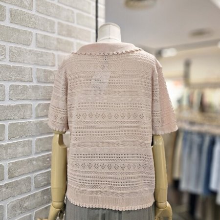 크로쉐 카라 니트