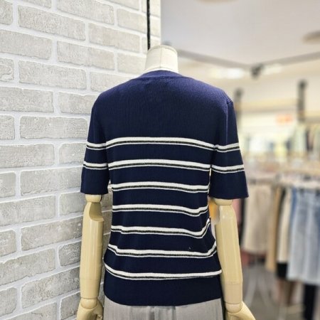 메탈 단가라 브이넥 니트