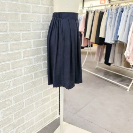 와이드 뒷 밴딩 반바지