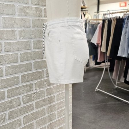 허리 레이스 데님 숏 팬츠