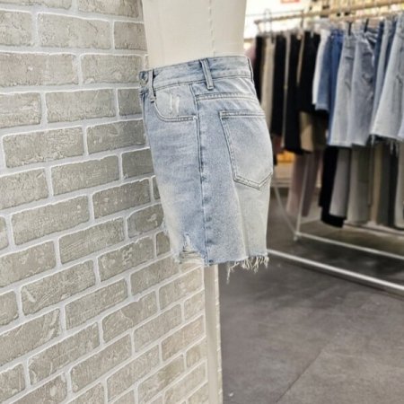 밑단 데끼 데님 숏 팬츠