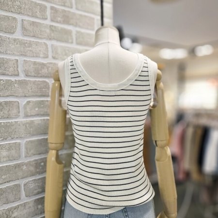 스트라이프 슬리브리스