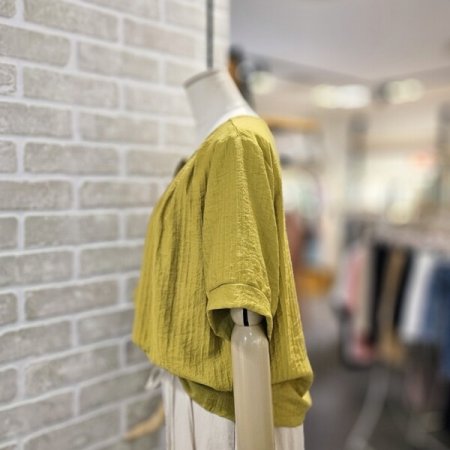 라운드 금속 블라우스