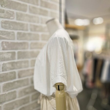 라운드 금속 블라우스