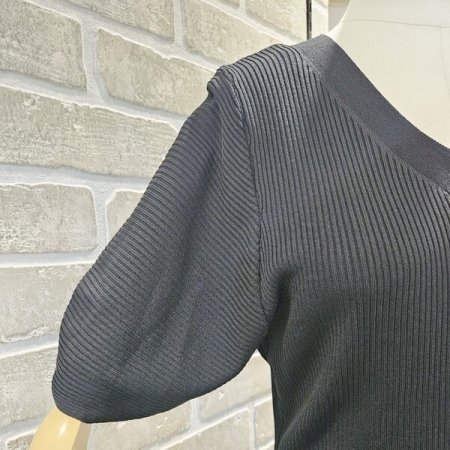 퍼프 소매 리브드 가디건