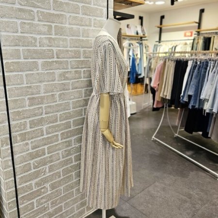 허리 스모킹 프린트 원피스