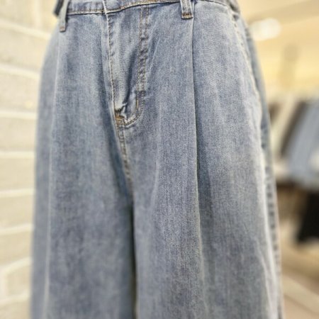 비조 장식 버뮤다 데님 팬츠